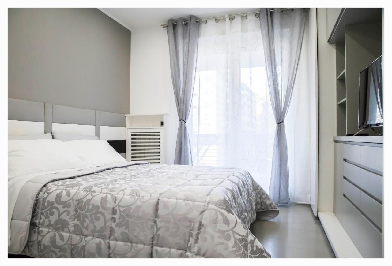 רומא New Sara'S Trastevere Apartment מראה חיצוני תמונה