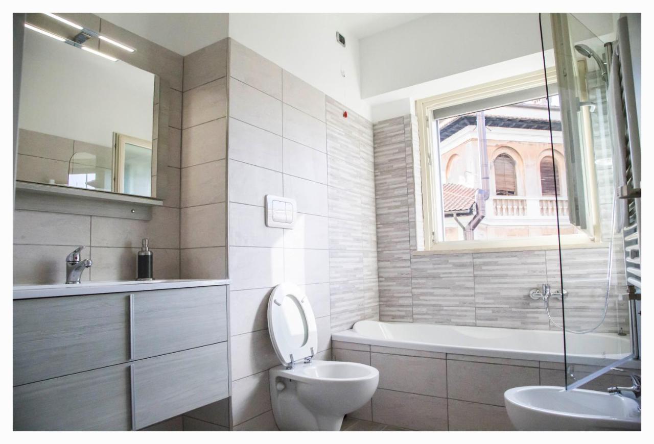 רומא New Sara'S Trastevere Apartment מראה חיצוני תמונה