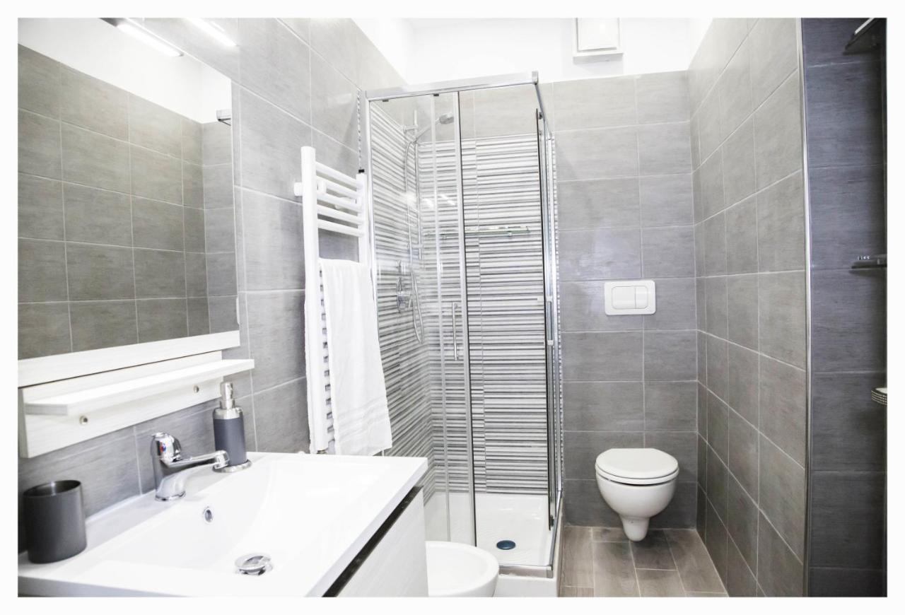 רומא New Sara'S Trastevere Apartment מראה חיצוני תמונה